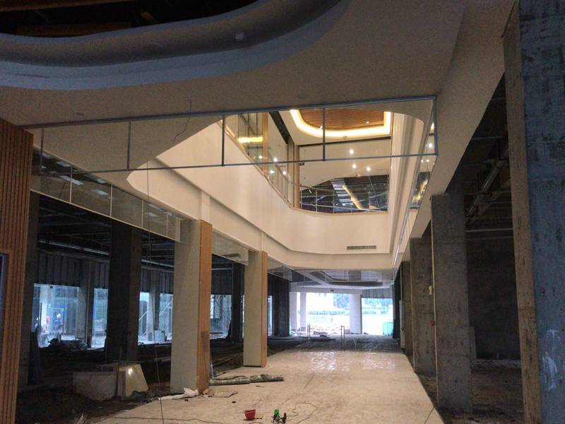 防火玻璃擋煙垂壁